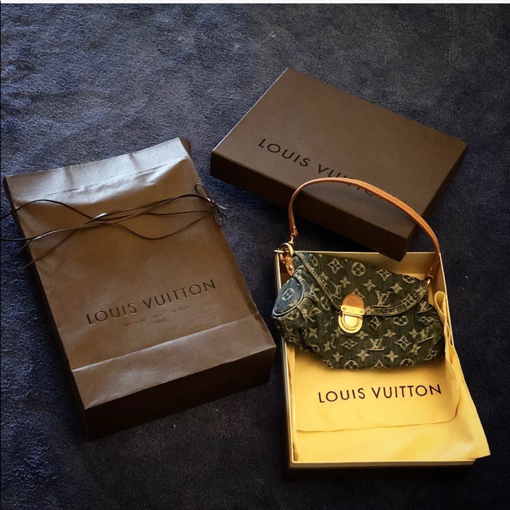 LOUIS VUITTON Denim Monogram Mini Pleaty Bag.